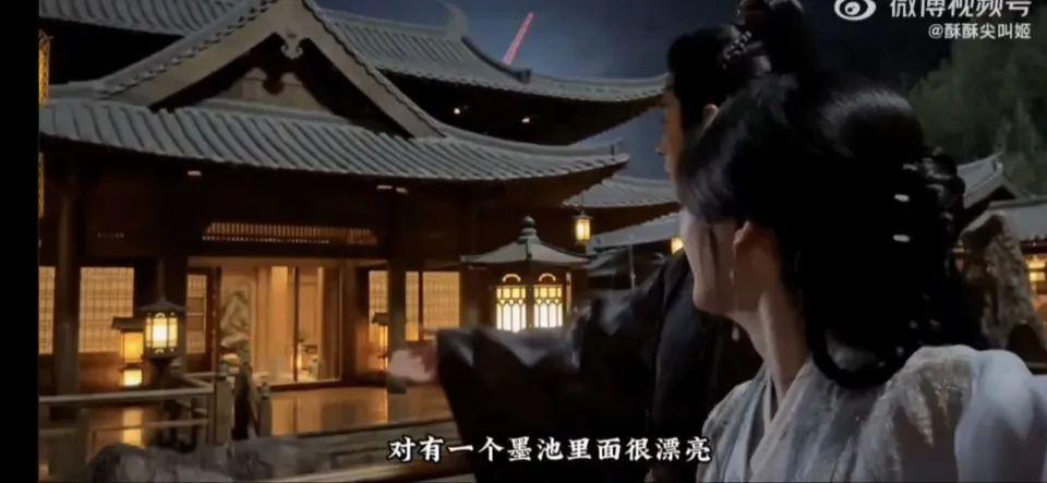 又一对悄悄谈恋爱的?