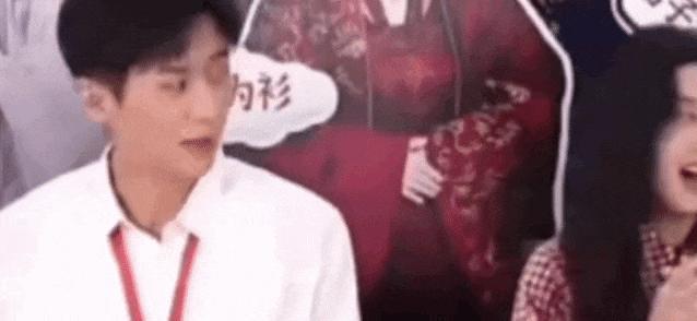 又一对悄悄谈恋爱的?