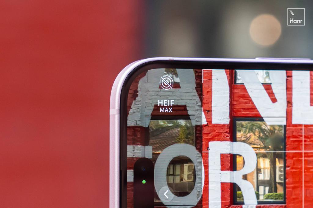 iPhone 15 首发体验：刚需改善型手机，务实的浪漫主义