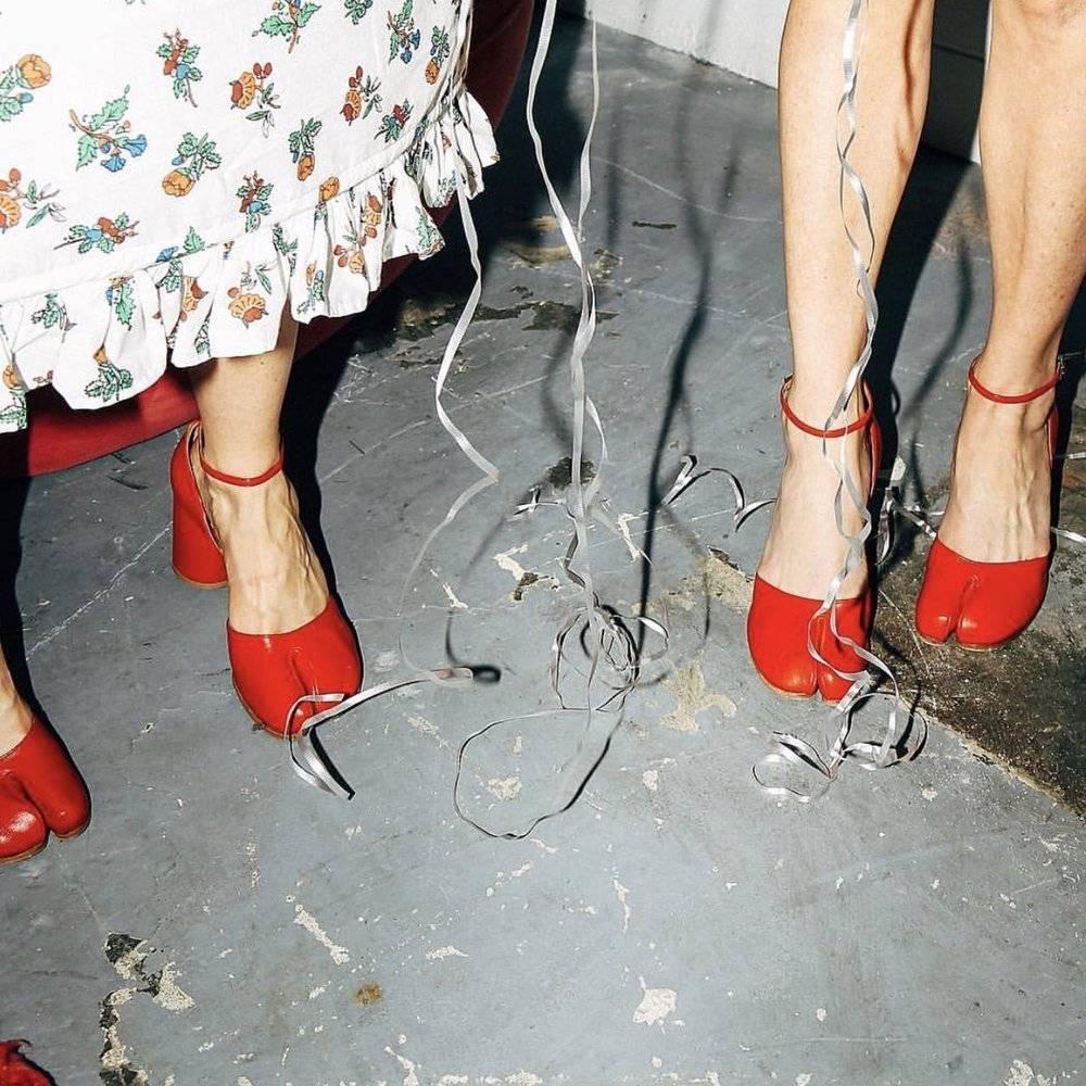 欢迎来到“丑鞋时代”