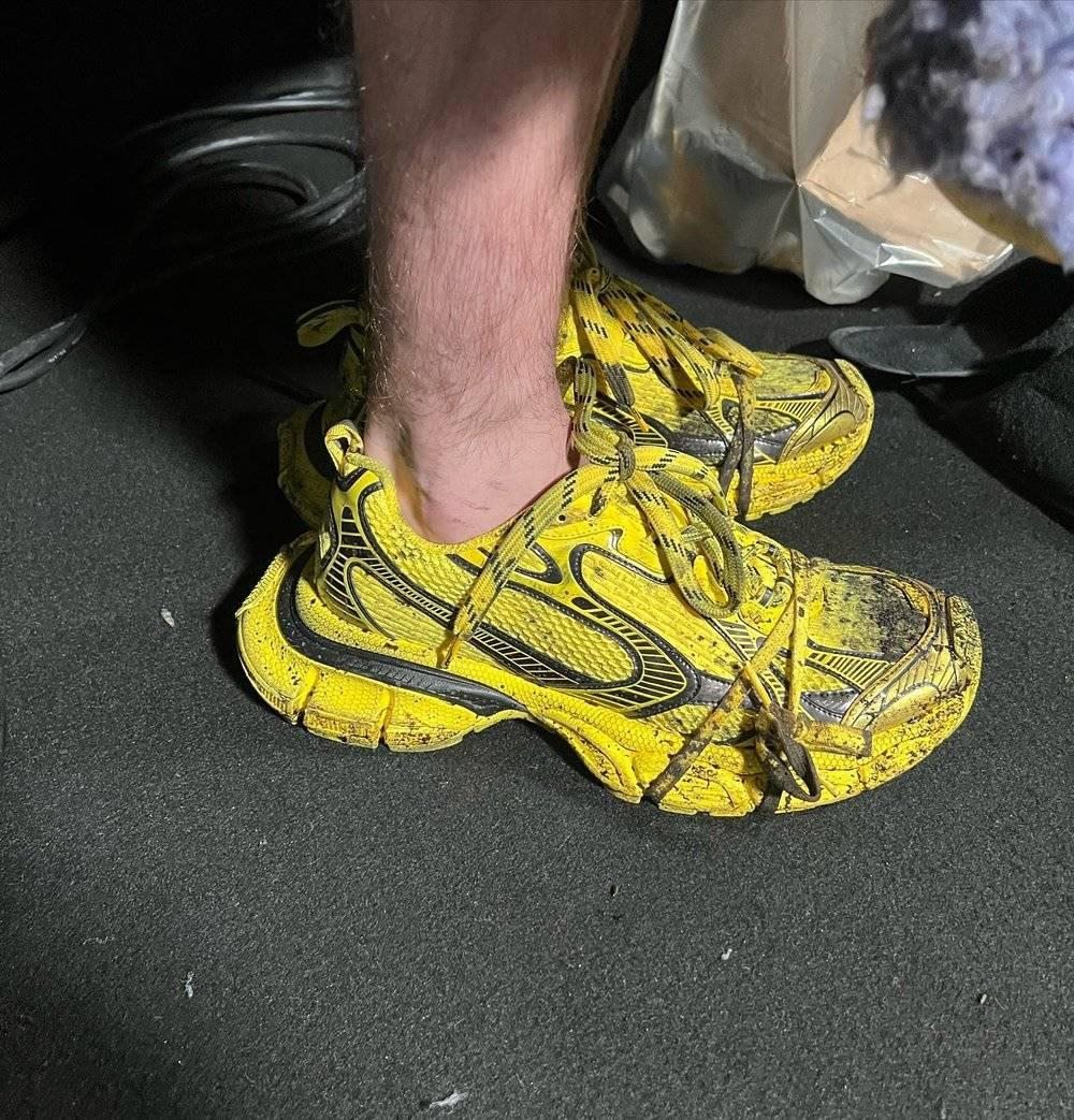 欢迎来到“丑鞋时代”