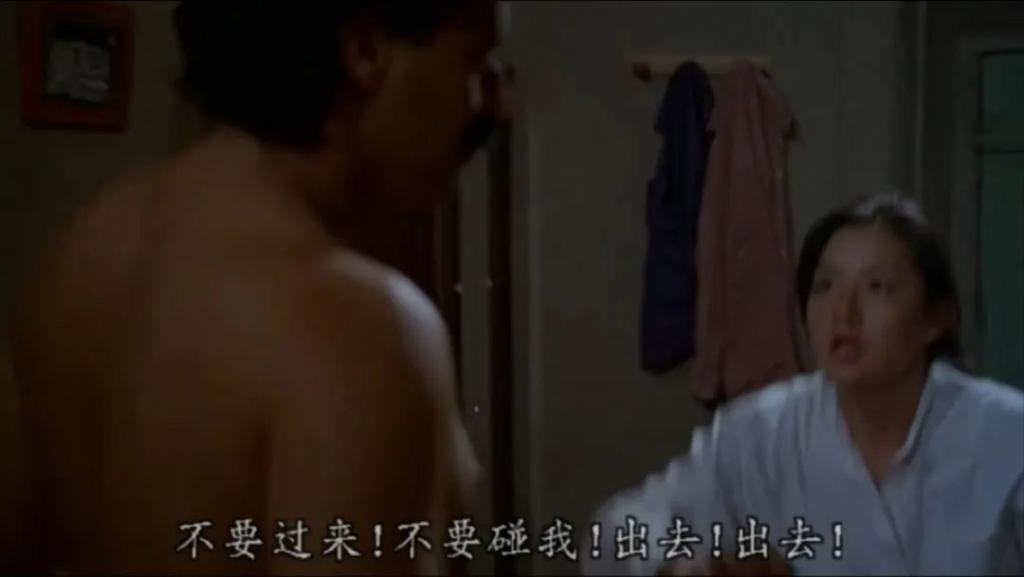 原来走清纯路线的她，处女作就挑战过大尺度！