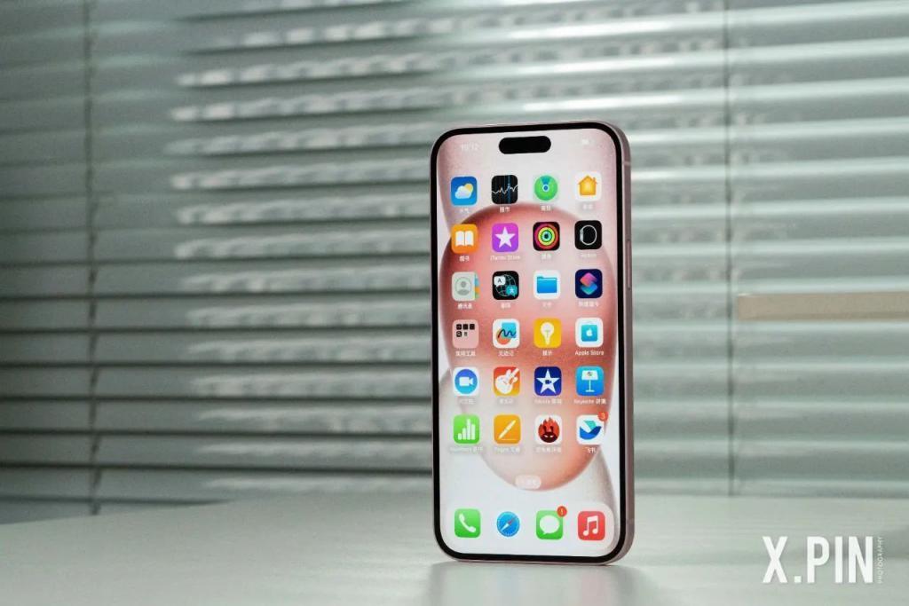 到了苹果总部后，我发现了新iPhone的这些细节。