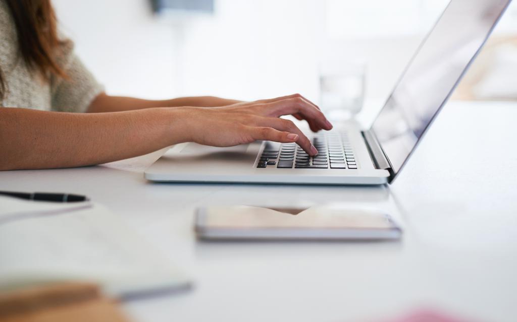 为什么越来越多美国人到80岁还在工作？