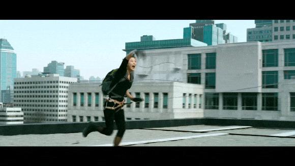 41岁全智贤时装周状态惊艳网友：姐好像真的不会老！