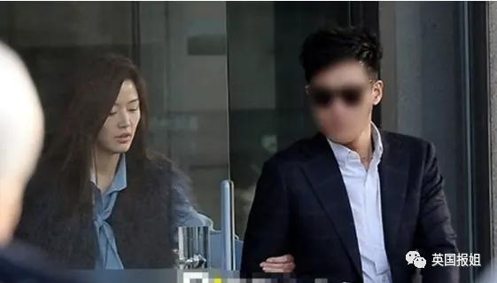 41岁全智贤时装周状态惊艳网友：姐好像真的不会老！