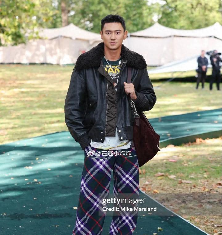 外网镜头又现“照妖镜”！不加滤镜暴露真实颜值太尴尬