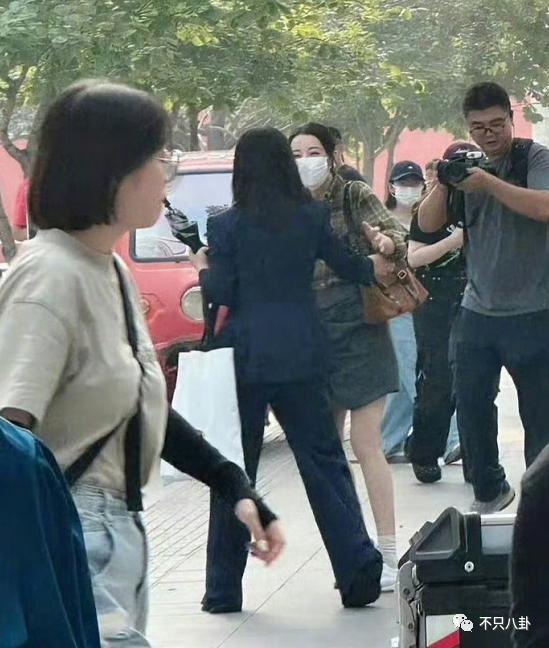 他们开始出国录制了，这个阵容应该不会再吵架了吧？