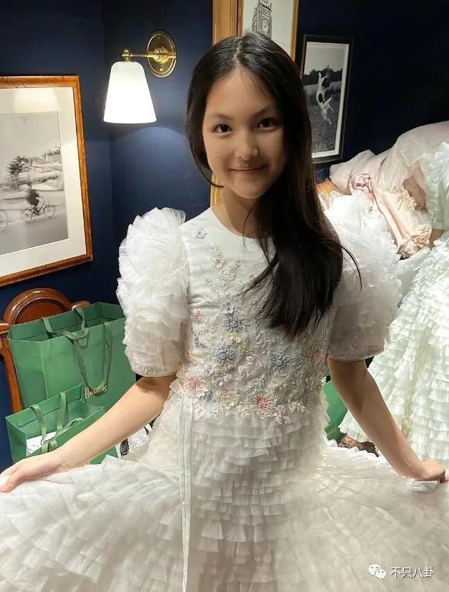 手握开挂剧本的她，是不是真的没有烦恼啊？！