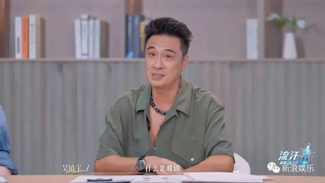 从艳压到群嘲，一手好牌打得稀烂