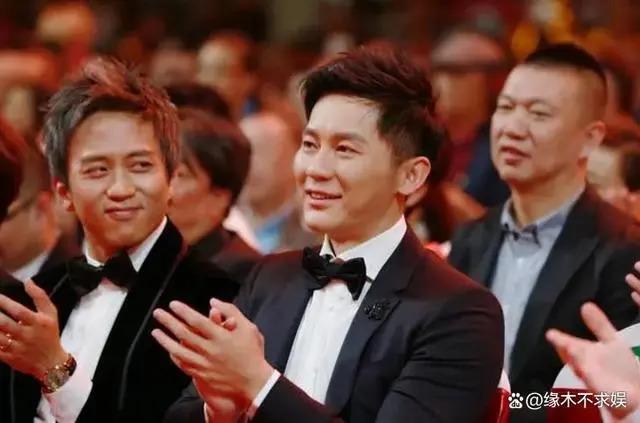 闫妮和小7岁李晨“姐弟恋”？同框越扒越多？李晨方回应来了