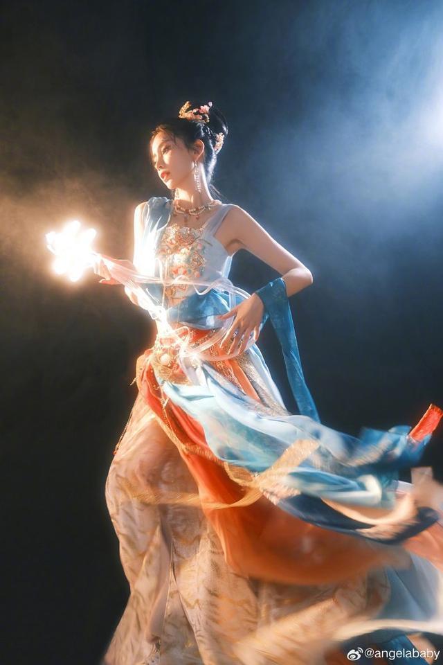 baby敦煌神女造型写真 光影间翩迁起舞似画中人