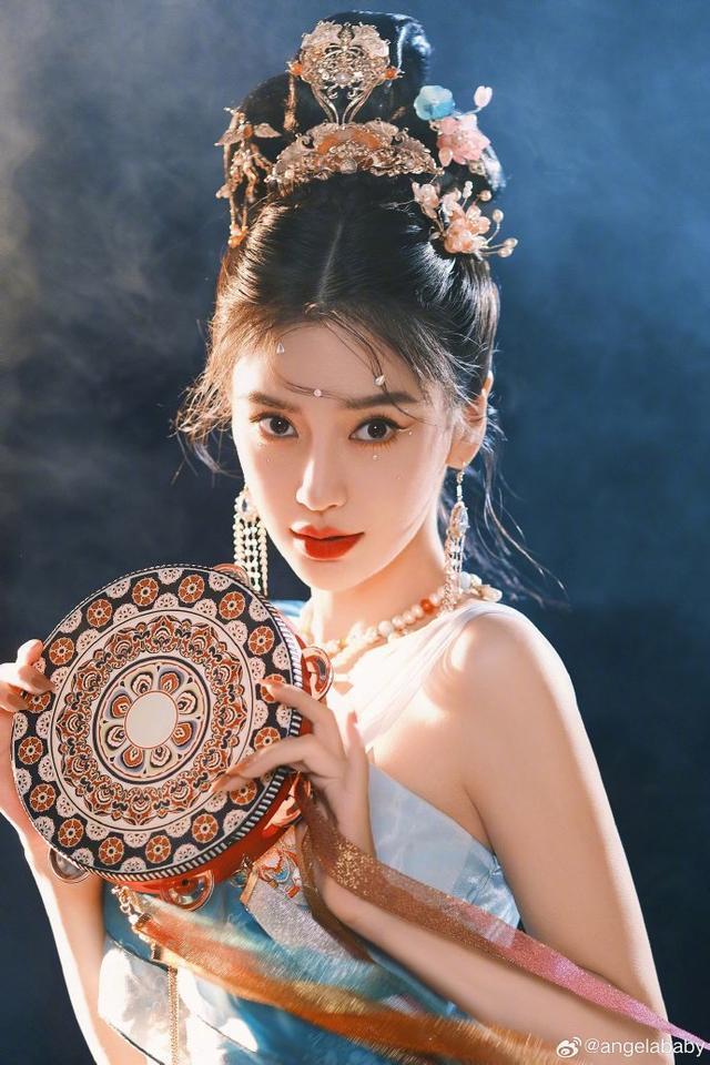 baby敦煌神女造型写真 光影间翩迁起舞似画中人