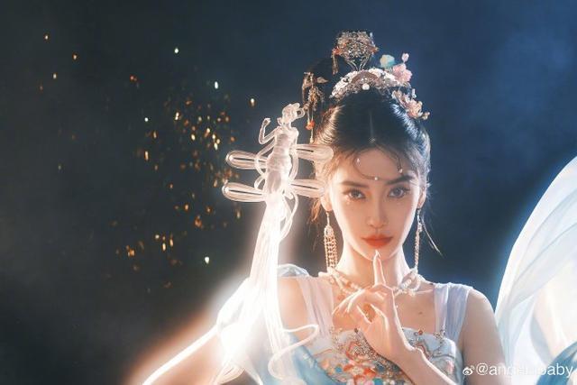 baby敦煌神女造型写真 光影间翩迁起舞似画中人