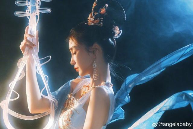 baby敦煌神女造型写真 光影间翩迁起舞似画中人