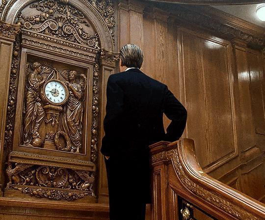 爆了！官宣父女恋，超模真的离婚了…