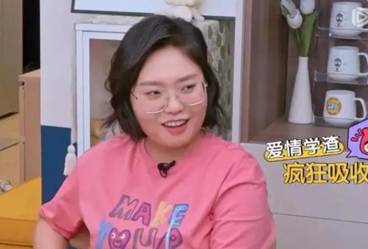 爱说苦鸡汤的伊能静，卖了5000w