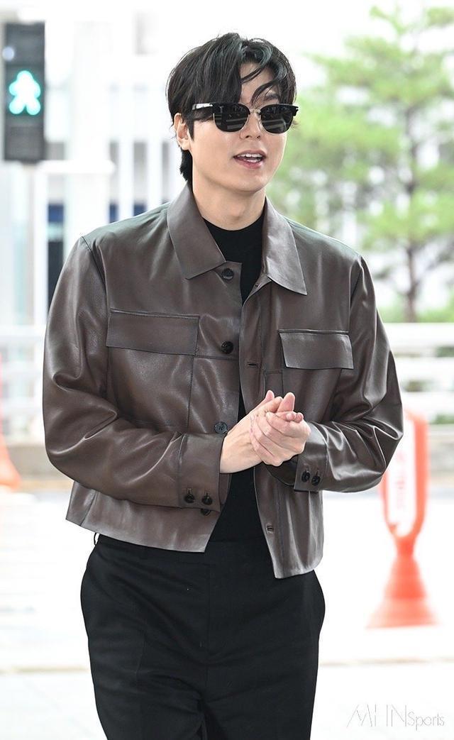 李敏镐机场出发米兰时装周 生图脸部圆润发福略显双下巴