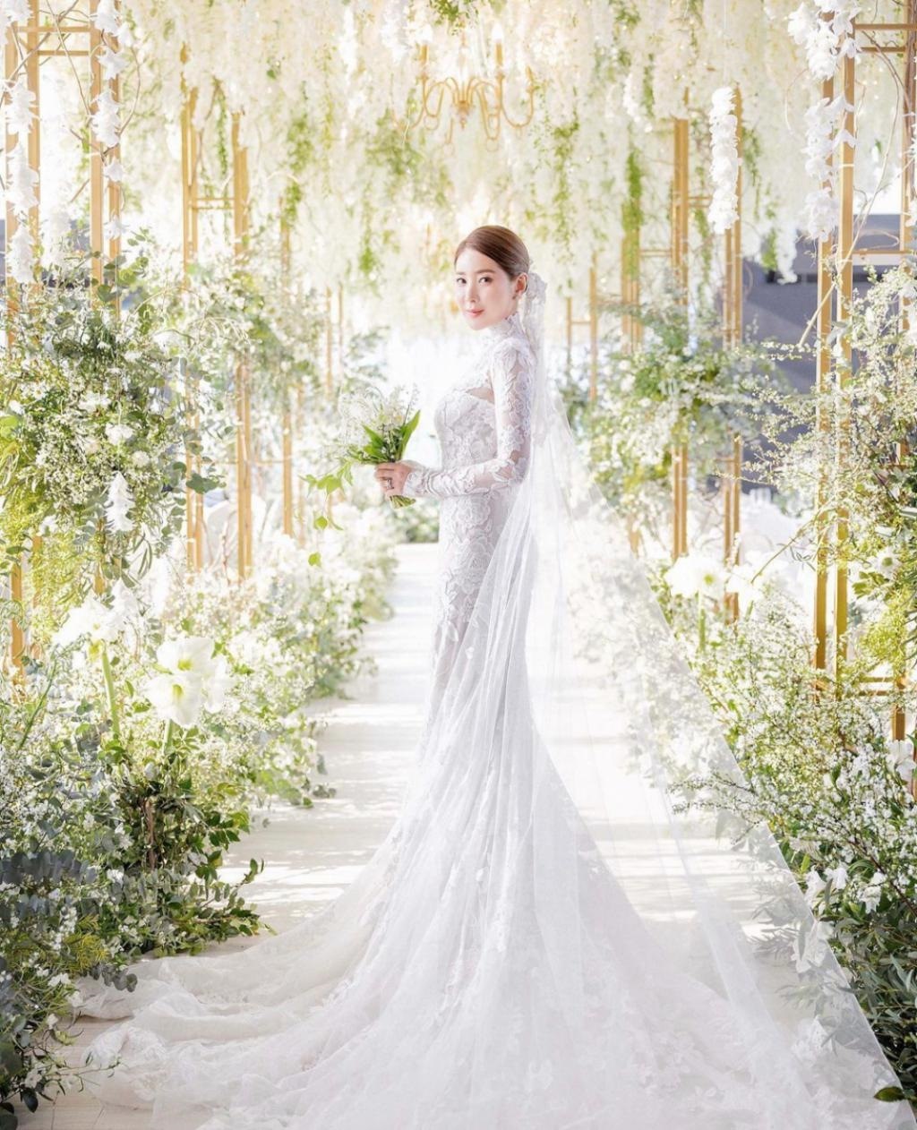 结婚半年就传婚变？韩国女艺人从新闻得知自己被丈夫起诉离婚