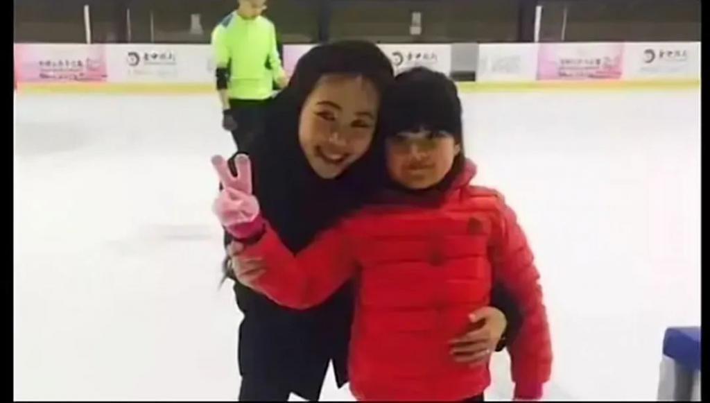 她变成这样，还真不是有钱就行…