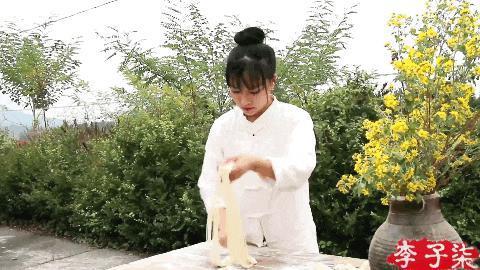 好久不见李子柒，长相变样了？