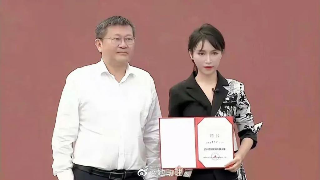 好久不见李子柒，长相变样了？