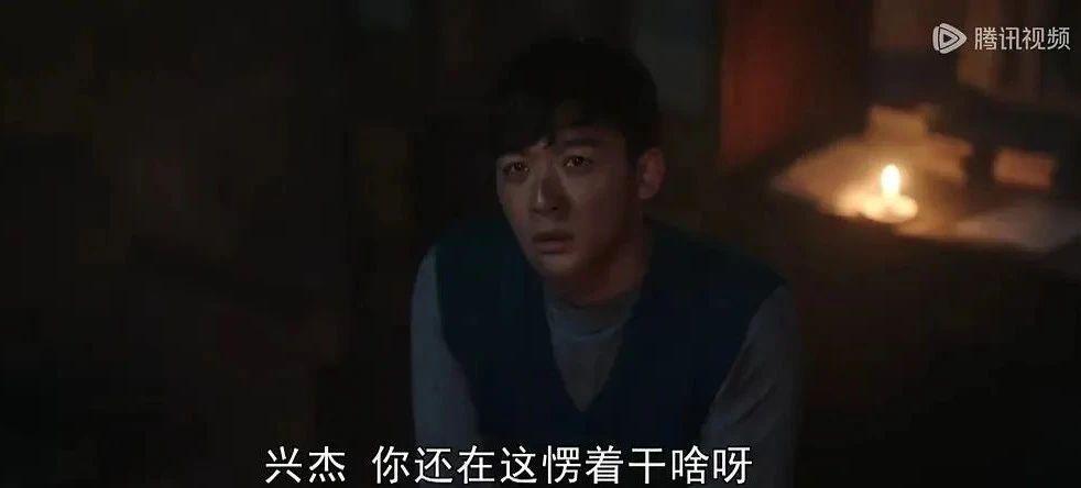 越追越上头，她凭什么？