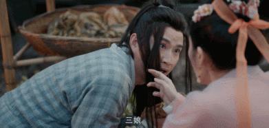 这个禽兽，终于被曝光了！