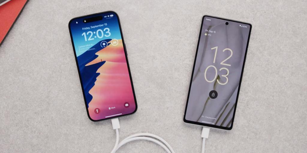 最高 4.5W 输出，苹果 iPhone 15 / Pro 机型反向充电实测