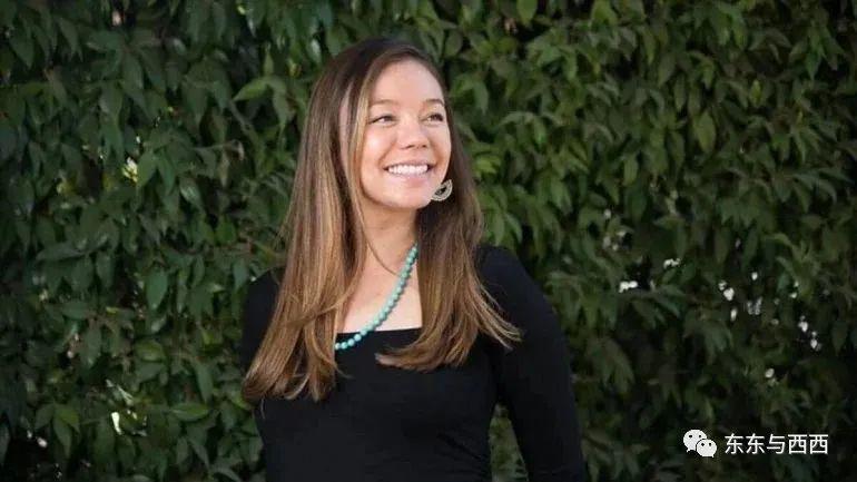 华裔妻子与犹太超豪离婚，还传出轨首富，她被骂“捞女”冤不冤？