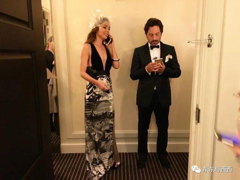 华裔妻子与犹太超豪离婚，还传出轨首富，她被骂“捞女”冤不冤？