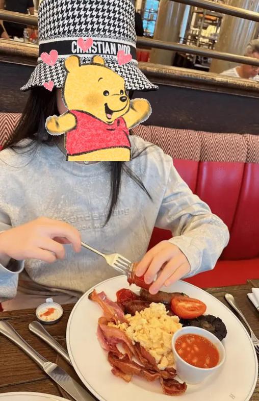 很多的爱和很多的钱？羡慕已经说倦了……