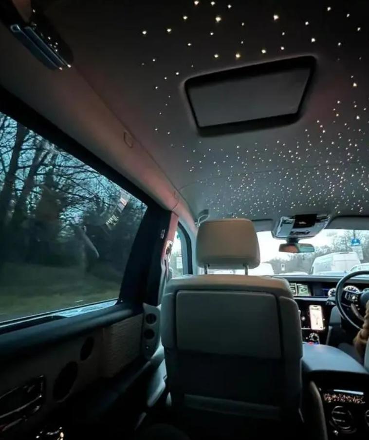 很多的爱和很多的钱？羡慕已经说倦了……