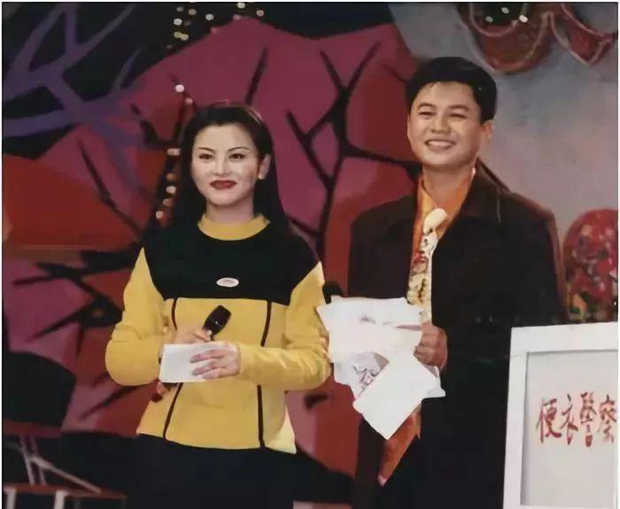 很多的爱和很多的钱？羡慕已经说倦了……