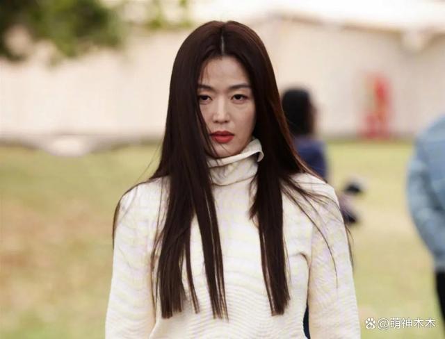 赵露思海外时装周待遇：合作辱华品牌输给韩星，外网无人认领