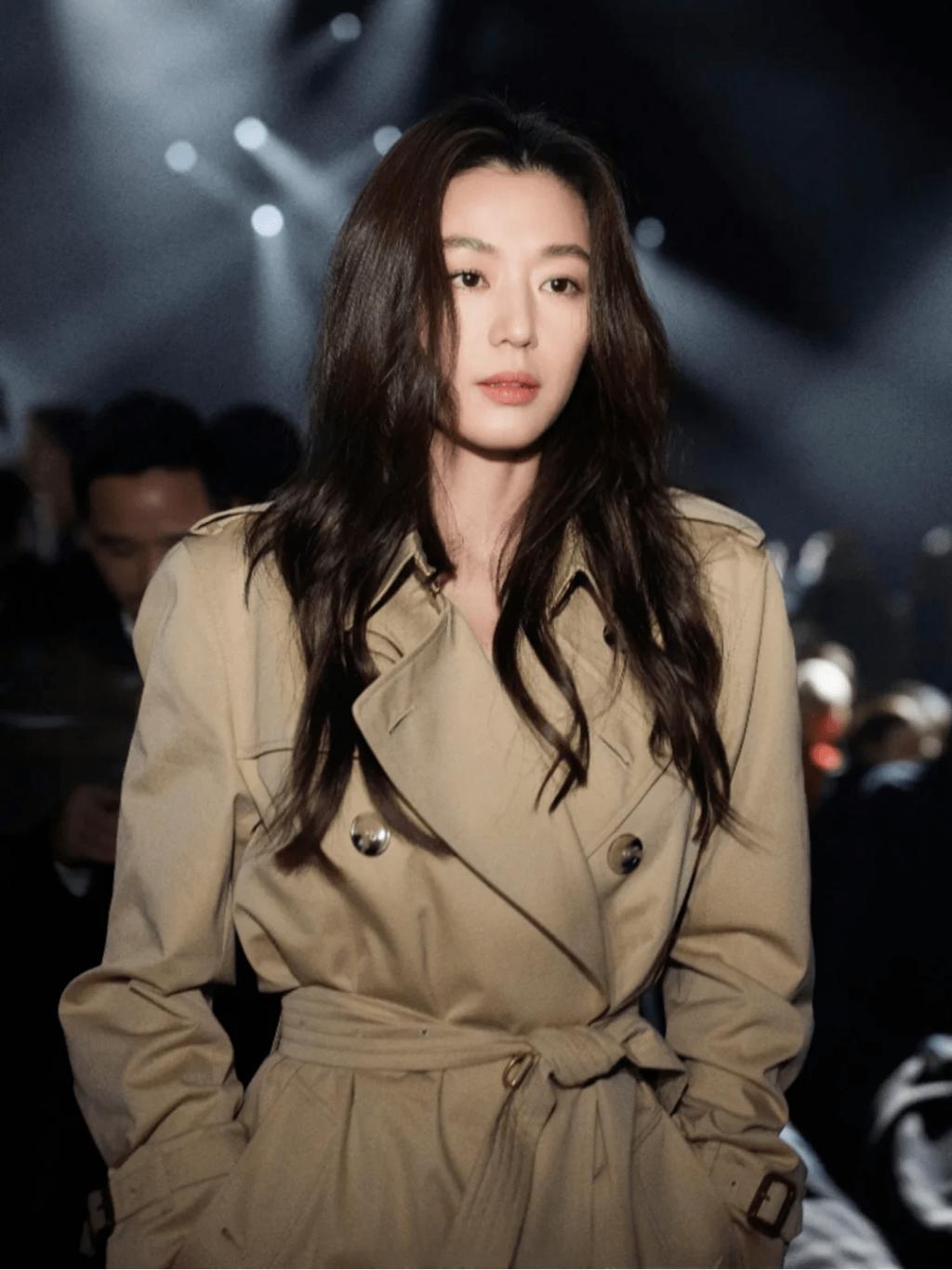 怎么做到的？41岁的全智贤跟10年前的千颂伊完全没变