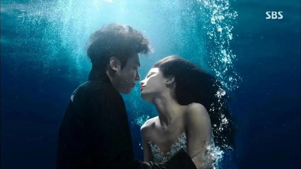 怎么做到的？41岁的全智贤跟10年前的千颂伊完全没变