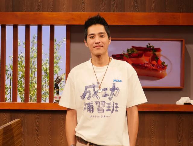 蓝正龙后悔离婚了！直呼离婚后太痛，要用一生去学习如何爱