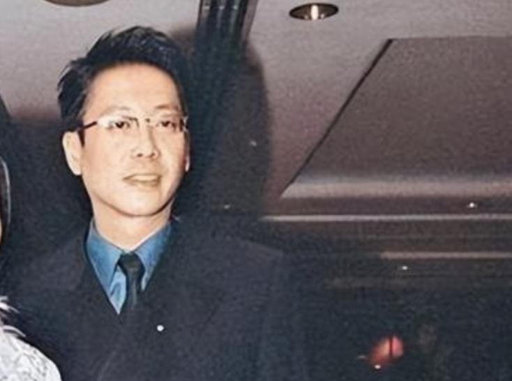 还记得港姐李嘉欣的儿子吗？基因这东西真是玄学