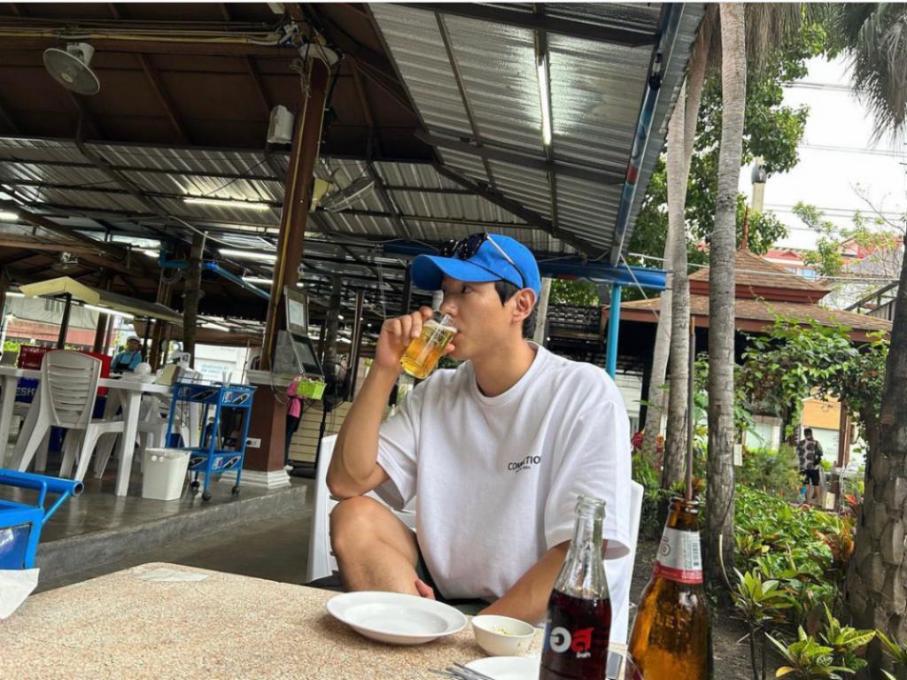 大方暴露恋爱细节直接公开恋爱！又一对演员情侣诞生！