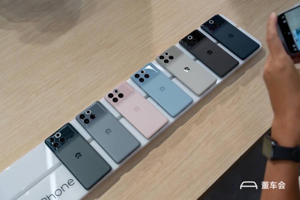 蔚来手机 NIO Phone 发布，不能换电成最大缺点