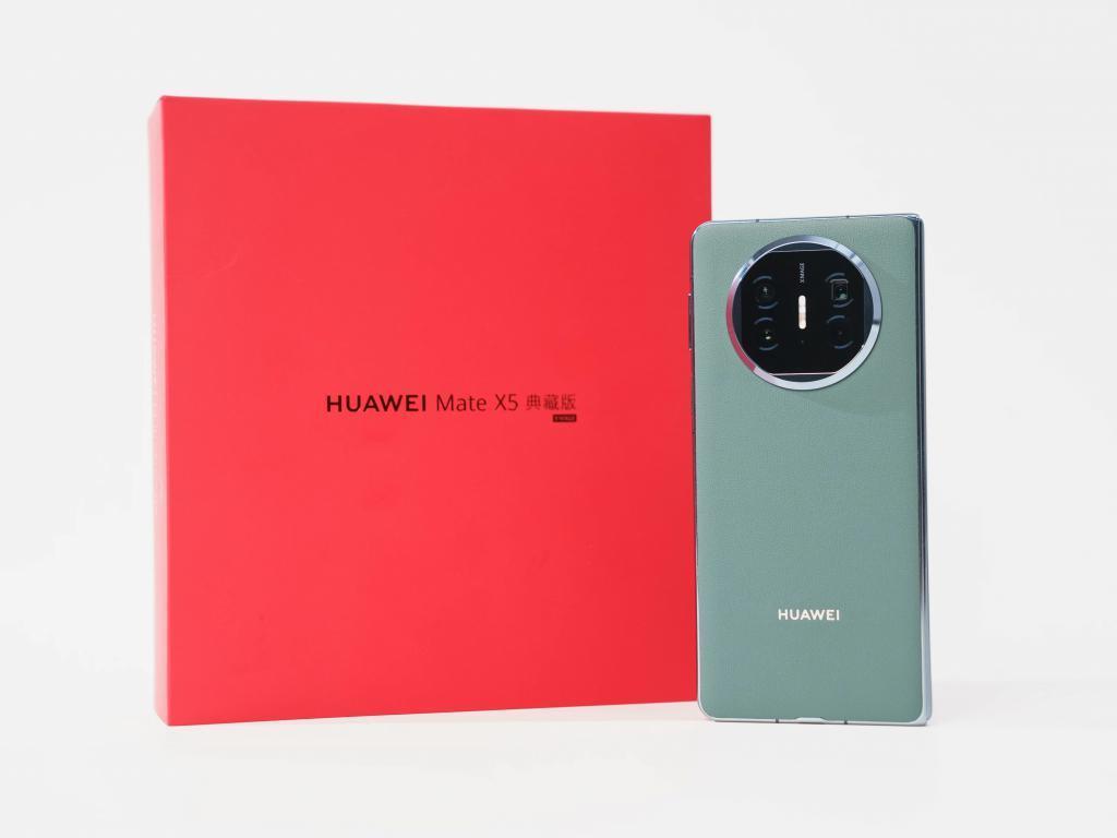 上手了华为Mate X5后，我发现这“电子茅台”的后劲真大