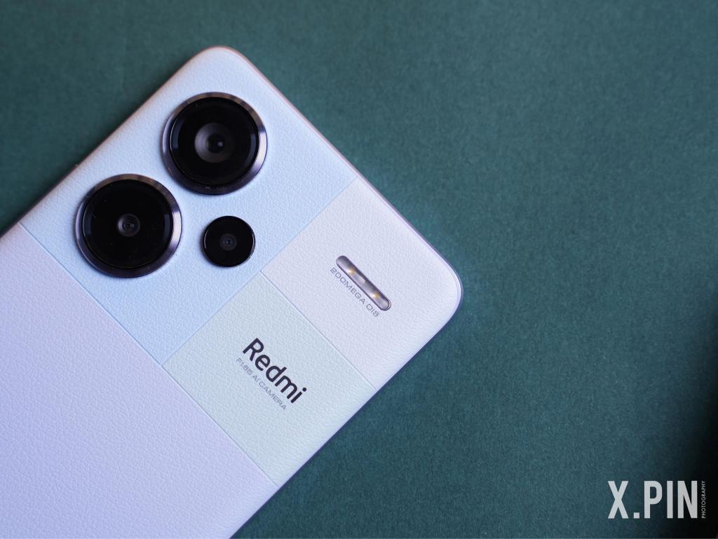 红米1399元的新手机，用上了2亿像素的摄像头。。。