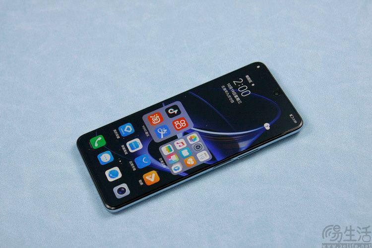 荣耀两款新机或即将亮相，均搭载高通旗舰级主控