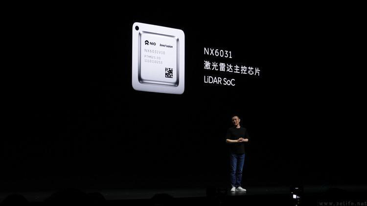 造芯、自研系统和手机，蔚来交出年度“科技答卷”