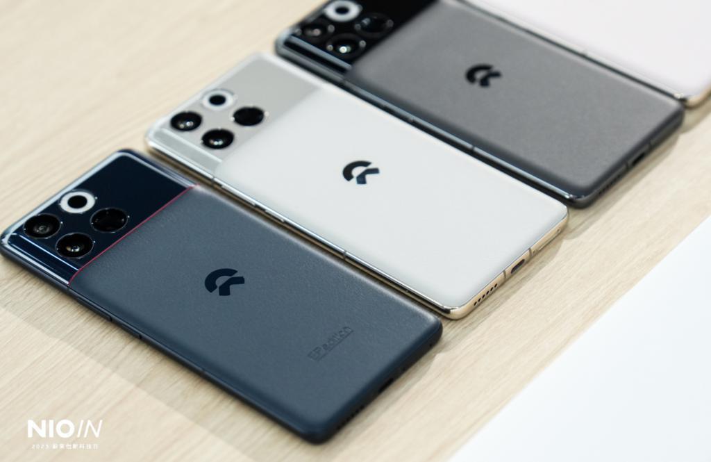 蔚来的手机终于来了，但它本意可能不是造手机。