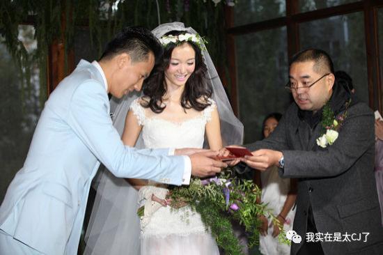 怒撕前妻也是你们play的一环吗？
