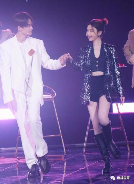 否认了，怎么还这么多人磕？