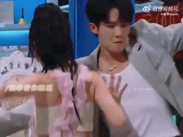 否认了，怎么还这么多人磕？