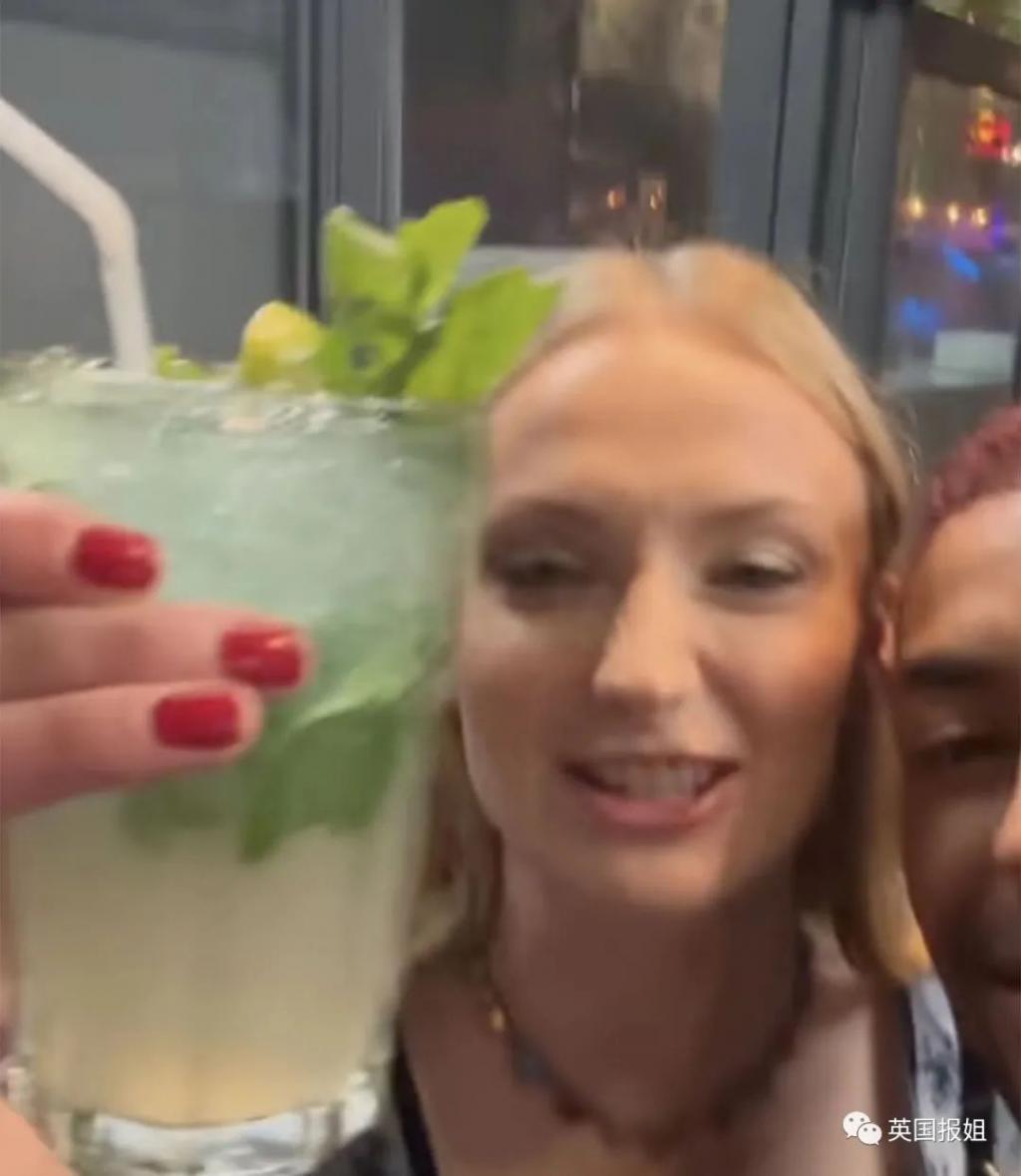 前任离婚，霉霉与他前妻开Party？吃瓜网友疯狂玩梗